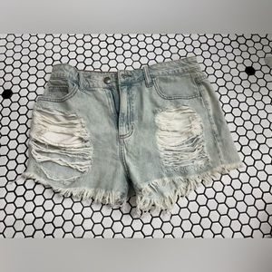 Cello destroyed denim shorts size Large